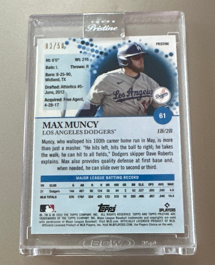 2022 Topps Pristine Max Muncy Gold Refractor /50 # 61