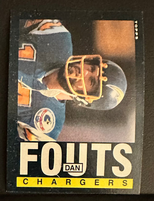 1985 Topps Set-Break # 372 Dan Fouts NM-MT